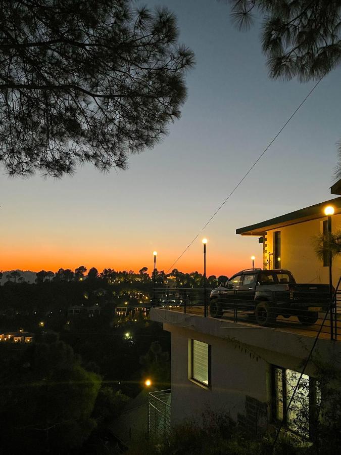 Casa Belvedere Luxury Villas Dagshai Esterno foto
